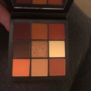 New Huda Beauty Eyeshadow Palette